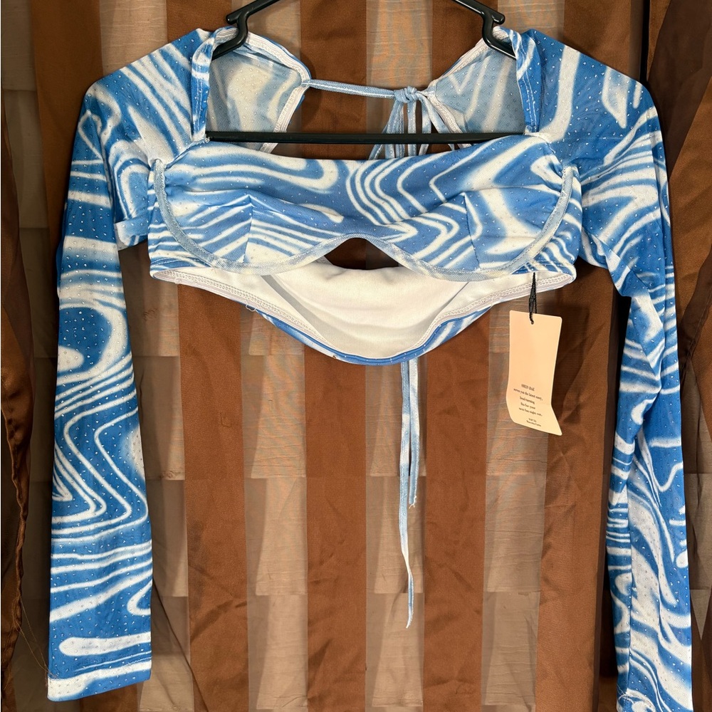 Blue Swirl Long Sleeve Crop Top